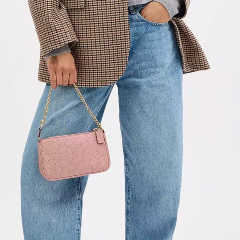 🔥NWT COACH Nolita‎ 19 With Signature Rivets Leather in Pink - Picture 8 of 16